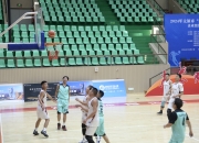 开云体育-包含篮球联赛展开新一轮争夺，球队实力对决的词条