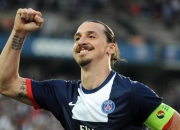 开云下载-璀璨爆发与碾压胜利，穆勒全面展现个人能力，加拿大彻底打穿奥地利防线