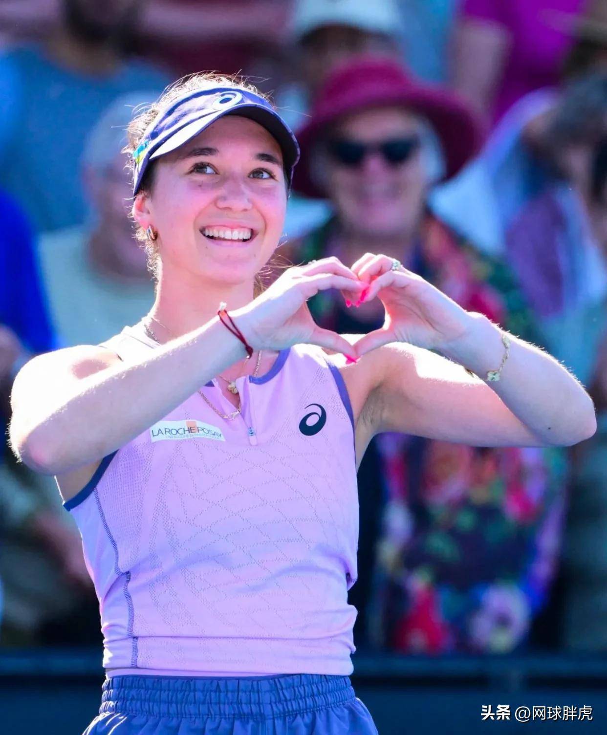 澳大利亚队在国际赛事中获得胜利，获得称赞