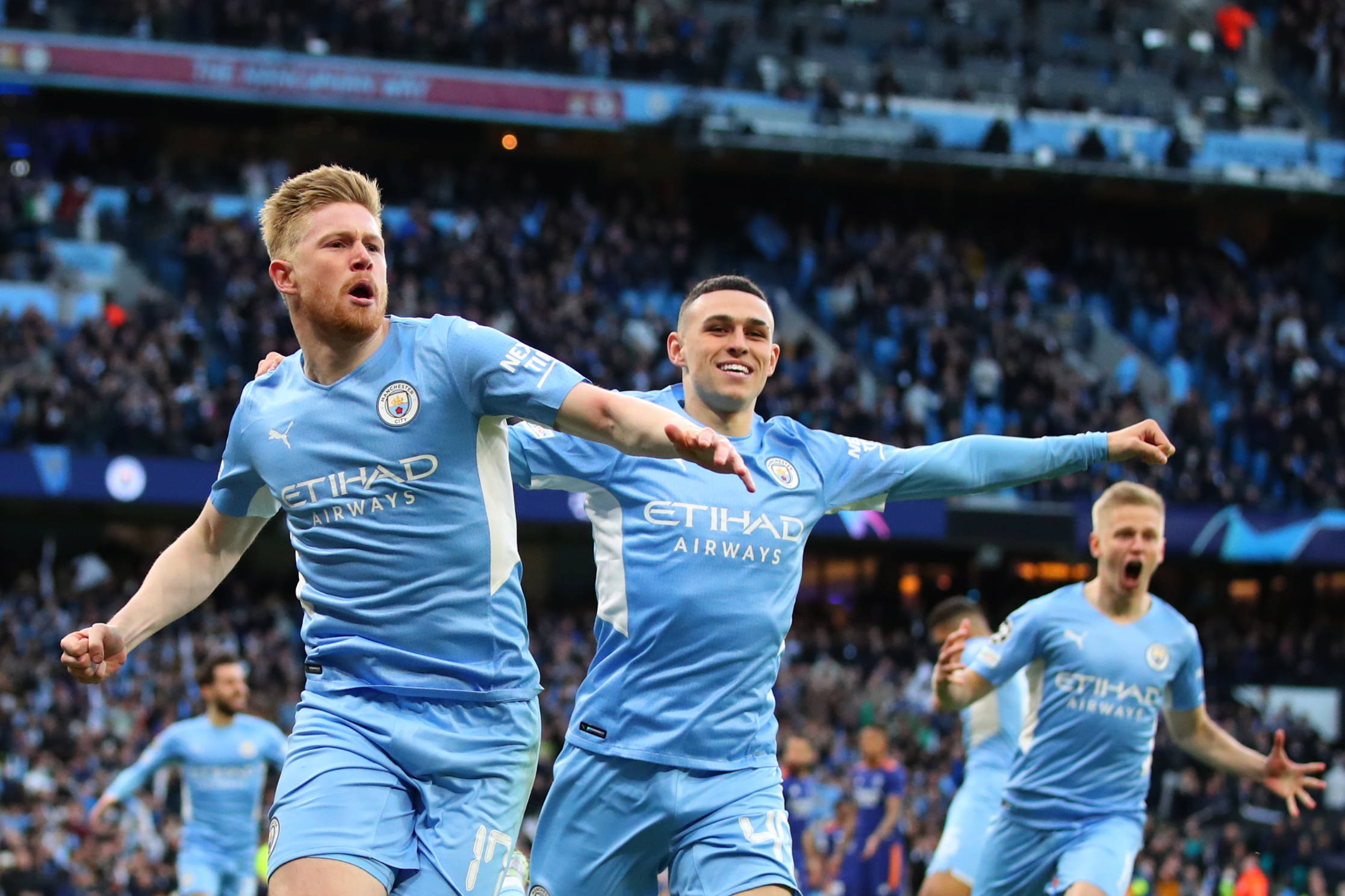 包含曼城客场击败布莱顿，继续豪取胜利的词条