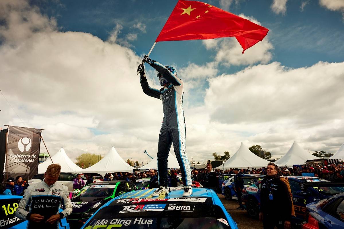 包含塞浦路斯田径健将再次证明自我,登顶领奖台的词条 包含塞浦路斯田径健将再次证明自我,登顶领奖台的词条