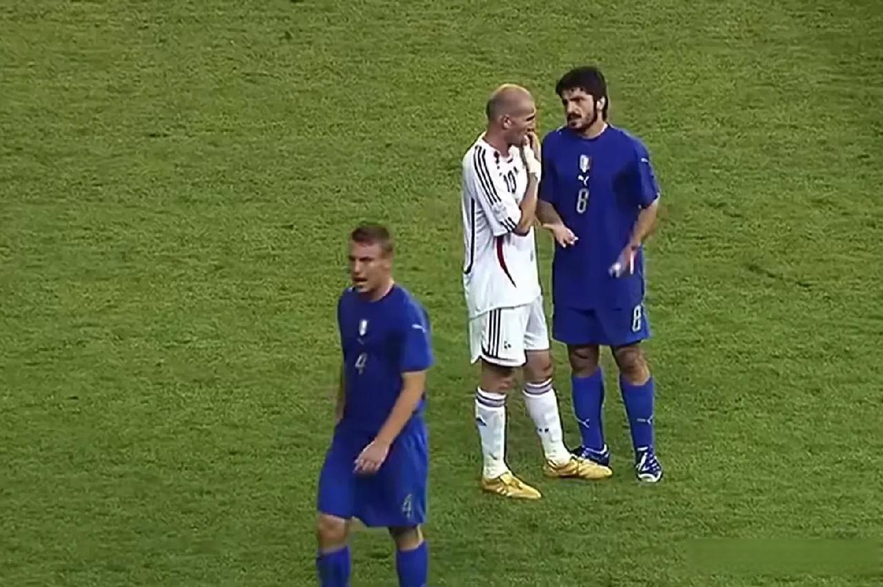 包含拉齐奥门将连连神扑,成为球队防线重要支柱的词条 包含拉齐奥门将连连神扑,成为球队防线重要支柱的词条