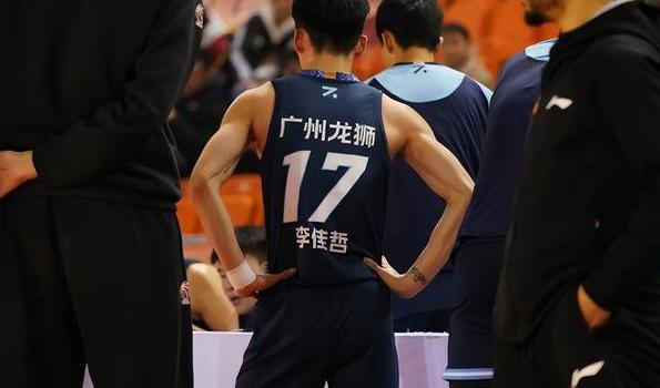 贵阳队团队合作出色,主场击败广州男篮 贵阳队团队合作出色,主场击败广州男篮