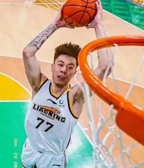 广州队力克凯尔特人,张镇麟扛起全队 广州队力克凯尔特人,张镇麟扛起全队