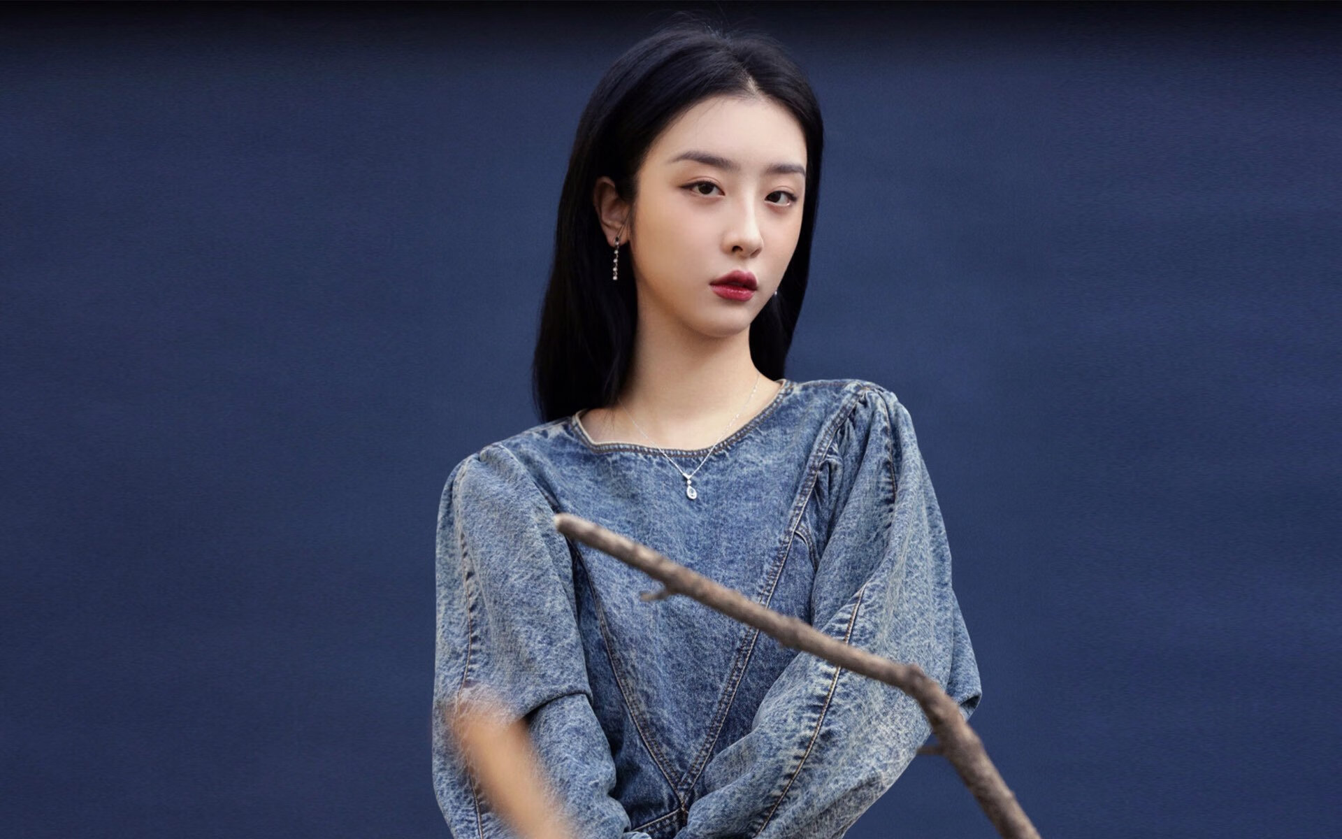 悬念的两极,从内马尔的终结到里昂的绝杀,足球魅力在呼吸之间