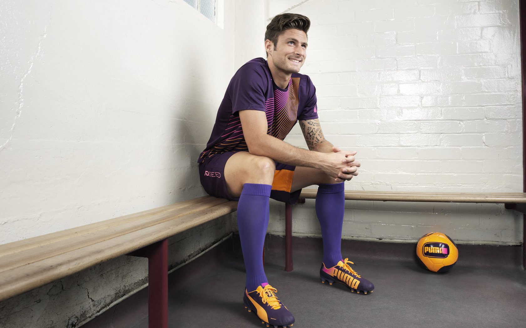 王朝更迭夜，深圳踏平广东，布克上演进攻博物馆