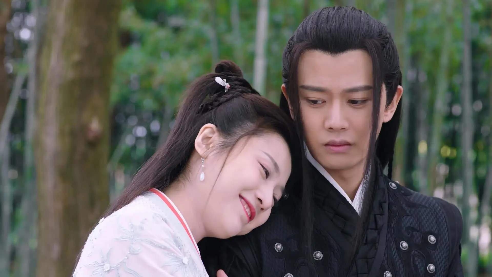 爱尔兰绿荫对阵红魔之魂，迪巴拉在国家德比中的华丽独奏