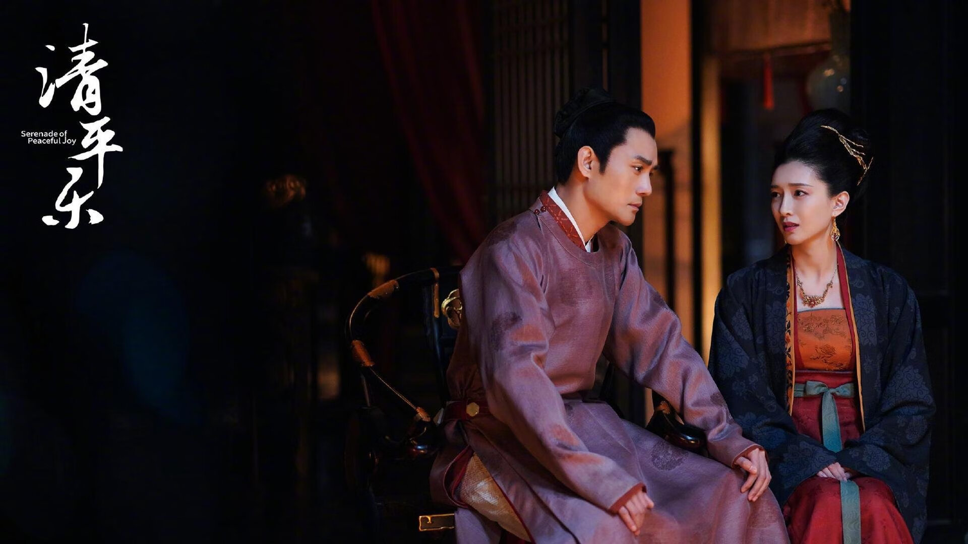 穿错球衣的救世主，当足球明星卢卡库踏上西决生死战场